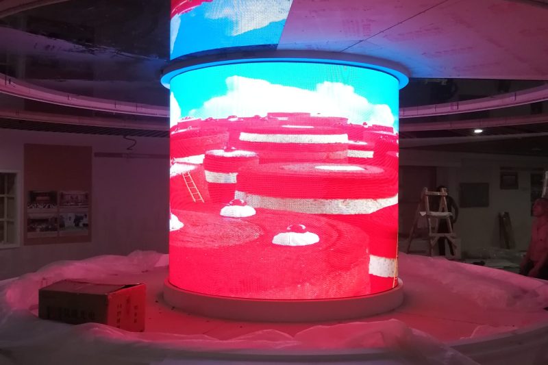 广东政协文史馆LED智慧圆柱 (2)